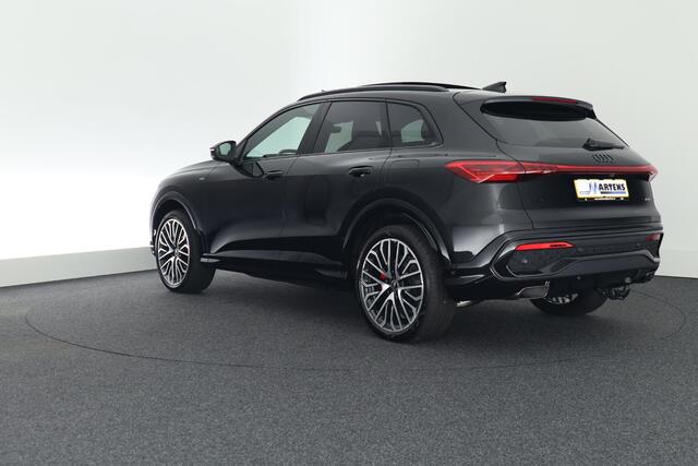 Audi Q5 2.0 TFSI 299pk e-hybrid quattro S edition Trekhaak Camera Leder Memory Panoramadak Navigatie S-Line