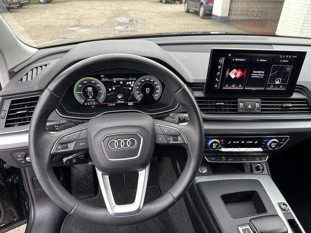Audi Q5 50 TFSI e Advanced edition | Automaat | Wegklapbare Trekhaak | Stoelverwarming | Adaptive Cruise Control | Sfeerverlichting | Apple Carplay | Android Auto | Parkeer Camera | Elektrisch inklapbare spiegels | Elektrische achterklep |