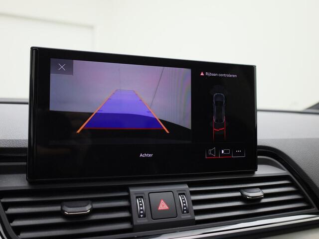 Audi Q5 Sportback 50TFSIe 220kW/299PK S Line · Panoramadak · Apple/Android Car Play · Camera + Parkeersensoren