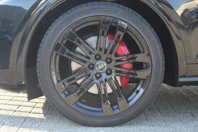 Audi Q5 3.0 TFSI SQ5 Quattro Dealeronderhouden/Panoramadak/Head-up display/Digital dashboard/Adaptieve cruise control/Adaptief onderstel/Sfeerverlichting/Achteruitrijcamera/Dodehoeksdetectie/Climate control/Stoelverwarming voor+achter/Stoelverkoeling voor/Navigat
