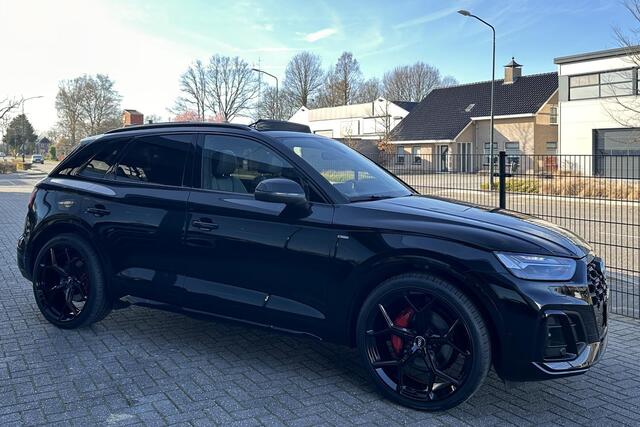 Audi Q5 55 TFSIe S-Line Pano RS Leer Massage Matrix Lucht