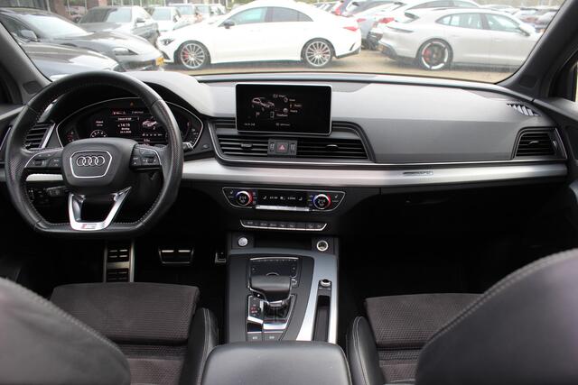 Audi Q5 2.0 TFSI quattro Launch Edition / Trekhaak / Panoramadak / 360Camera / Head-up / Keyless / B&O 3D / Standkachel / 20'' / Matrix LED / Elektr. stoelen / Stoelverwarming 4x / Dodehoek / DAB / ACC