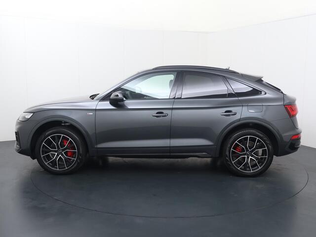 Audi Q5 Sportback 55 TFSI e S edition Competition | 367 PK | SoH 97% | Trekhaak | Head-up display | Matrix LED koplampen | S line interieur | Adaptive cruise control |