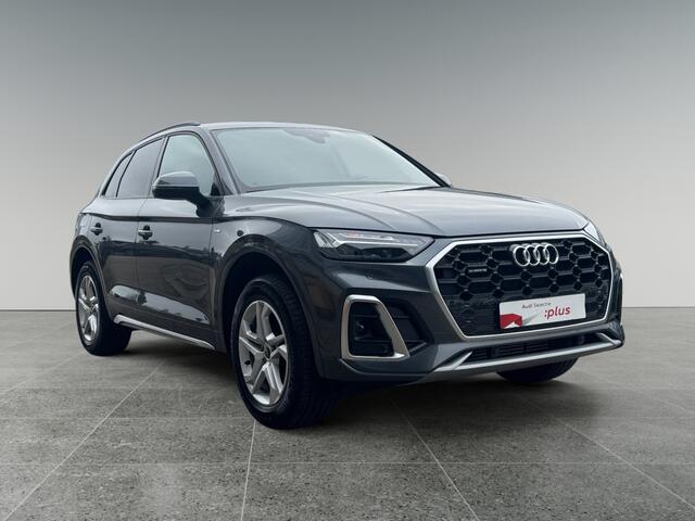Audi Q5 50 299pk TFSI e S edition Parkeerhulp plus | Adaptive cruise control | Stoelverwarming voorin