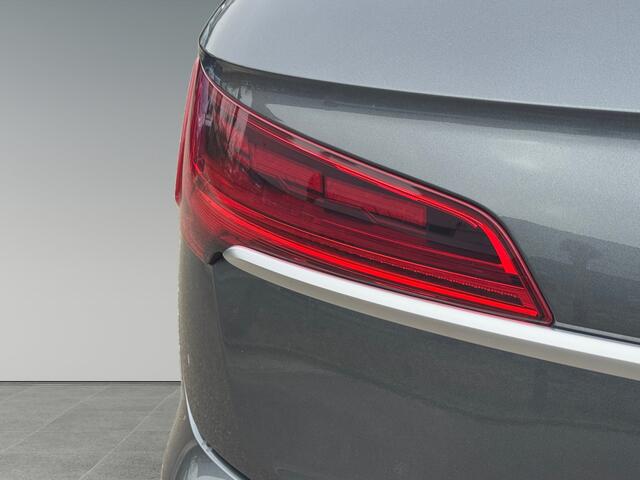 Audi Q5 50 299pk TFSI e S edition Parkeerhulp plus | Adaptive cruise control | Stoelverwarming voorin