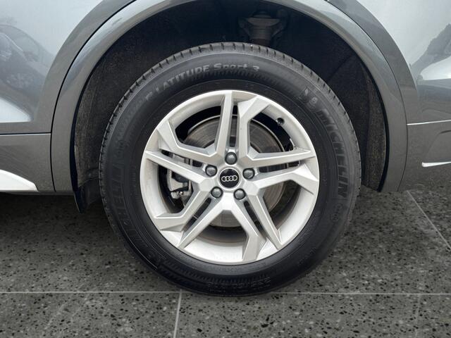 Audi Q5 50 299pk TFSI e S edition Parkeerhulp plus | Adaptive cruise control | Stoelverwarming voorin