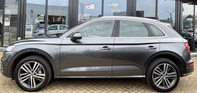 Audi Q5 2.0 TFSI quattro Launch Edition 252PK | 3x S-Line | NL AUTO | 2e Eigenaar | PANO | Sfeer Verlichting | NAP | 20 Inch met All Season | Stoelverwarming | Elektrische Achterklep | Nieuwe APK |