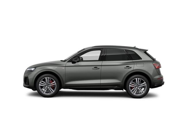 Audi Q5 55 TFSI e S edition Competition | 367 PK | SoH 91% | Trekhaak | Panoramadak | Matrix LED koplampen |