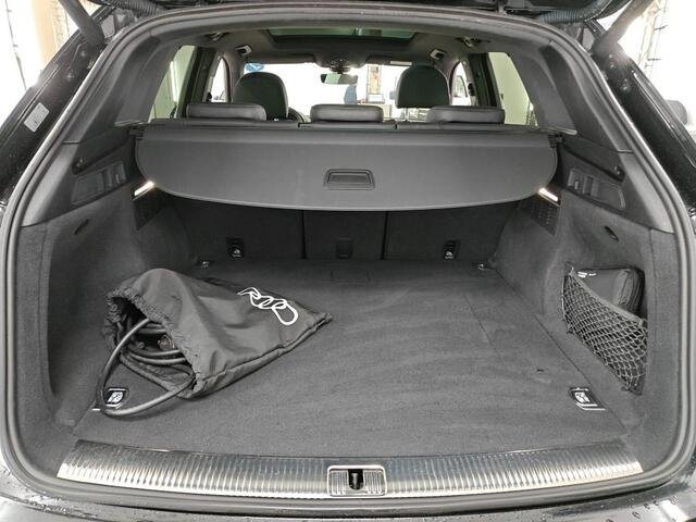 Audi Q5 50 TFSI e 299Pk S edition / Panodak / Stoelverwarming / 360 Camera