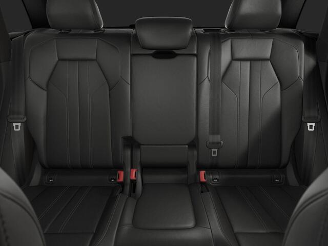 Audi Q5 2.0 TFSI e-hybrid quattro S edition Competition 367pk | Panoramadak | Trekhaak | Adaptieve cruise controle | MMI Display passagier | Matrix | Verlengde garantie