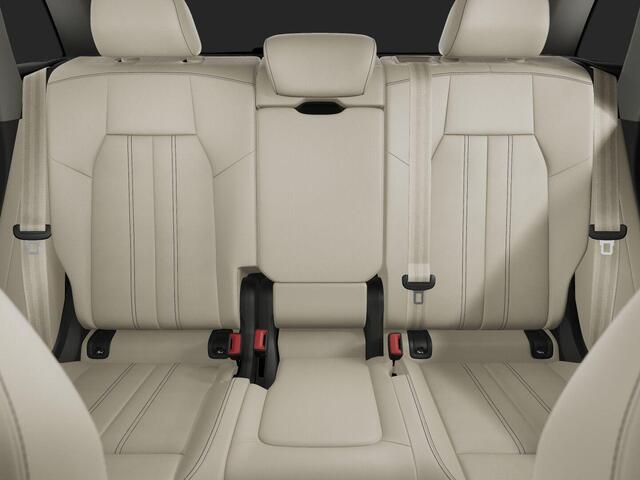 Audi Q5 2.0 TFSI e-hybrid quattro S edition 299pk | Panoramadak | Elektrisch verstelbare voorstoelen | 19 inch Lichtmetalen velgen | Matrix Led verlichting | Adaptieve cruise controle