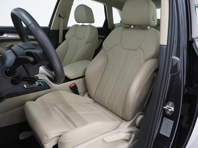 Audi Q5 50 TFSI e quattro | Panoramadak | Leder | Adaptive Cruise | Camera | Virtual | Dodehoek | DAB | Carplay