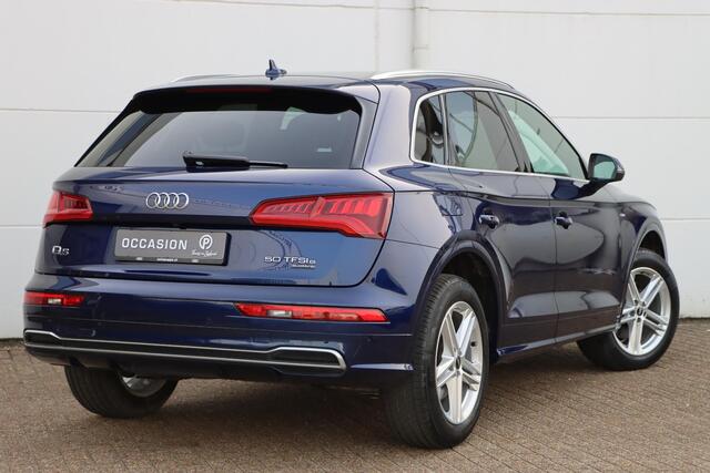Audi Q5 50 TFSI e quattro S Edition Competition 300pk S-Tronic | SOH 92,9% | Camera | Navi | Virtual Cockpit