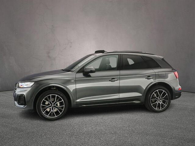 Audi Q5 55 TFSI e S edition | Trekhaak | Apple/Android Play | Adaptive Cruise | 360 Camera | Matrix | Panorama Dak | Bang & Olufsen Audio | Tour pakket | Assistentie pakket Parking |