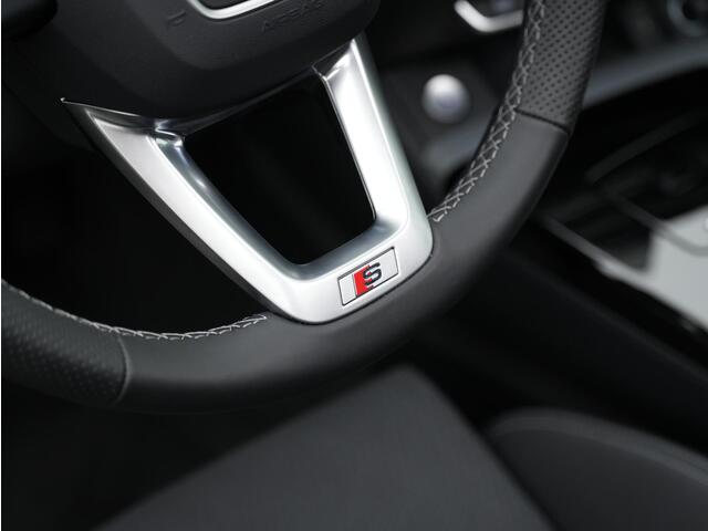 Audi Q5 Sportback 55 TFSI e Quattro S edition Competition / S-Line | Panoramadak | Trekhaak | Luchtvering | Head-up display | Matrix LED | Bang & Olufsen | Leder/alcantara