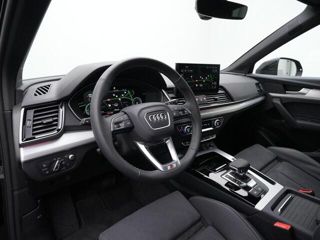 Audi Q5 Sportback 55 TFSI e 367 pk S-tronic Quattro Competition / S-Line | Panoramadak | Trekhaak | Luchtvering | Head-up display | Matrix LED | Bang & Olufsen | Elektrische stoelen
