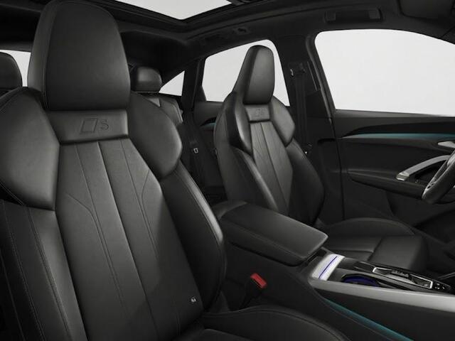 Audi Q5 Sportback S edition e-hybrid 299 pk | Techniekpakket plus | Panorama-glasdak | Adaptieve luchtvering | Sportstoel S leder-kunstl zwart |