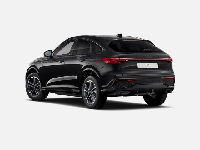 Audi Q5 Sportback 2.0 TFSI e-hybrid quattro S edition 299 PK · Glazen panoramadak · Tech plus · Trekhaak elek. wegklapbaar