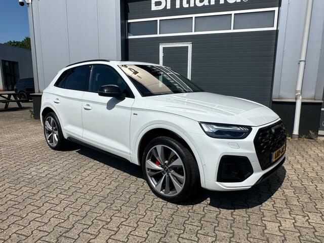 Audi Q5 55 TFSI e Competition Quattro S-Line 2025 *BTW *BenO *Pano *Adaptive *21inch *trekhaak