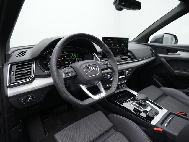 Audi Q5 50 TFSI e 299 pk Quattro S-Line | Panoramadak | Matrix LED | Achteruitrijcamera | Achteruitrijcamera | Elektrische achterklep