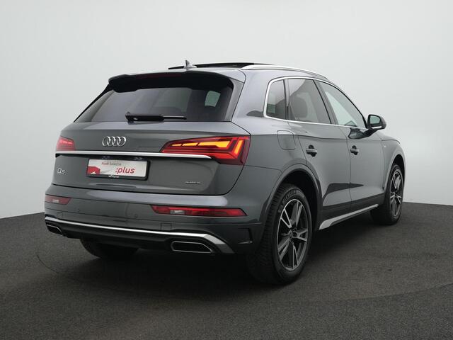 Audi Q5 50 TFSI e 299 pk Quattro S-Line | Panoramadak | Matrix LED | Achteruitrijcamera | Achteruitrijcamera | Elektrische achterklep