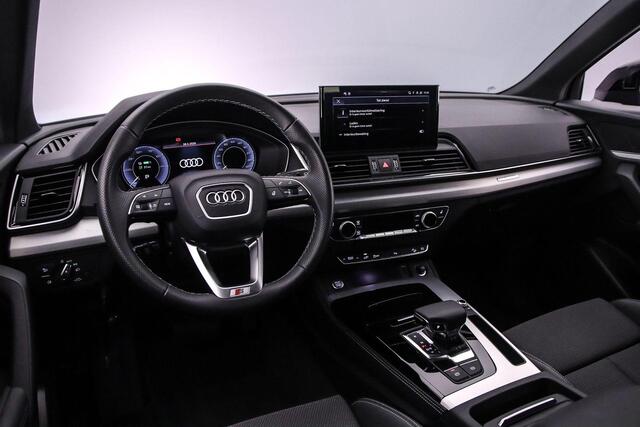 Audi Q5 Sportback 50 TFSI e S edition Competition | Trekhaak | Adaptieve Cruise | Camera | Matrix Led | Apple/Android Play | Tour pakket |