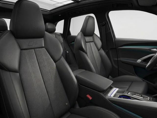 Audi Q5 S edition Competition e-hybrid 367 pk | Panorama-glasdak | MMI experience plus met B&O | Trekhaak, elektr. wegklapbaar | MMI bijrijdersdisplay |