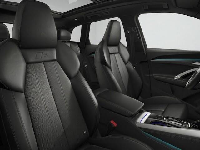 Audi Q5 S edition Competition e-hybrid 367 pk | MMI experience plus met B&O | Trekhaak, elektr. wegklapbaar | Panorama-glasdak | MMI bijrijdersdisplay |