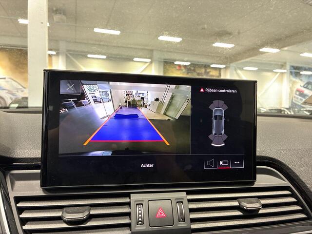 Audi Q5 50 TFSIe 299pk S-tronic S edition · Camera · Wegklapbare Trekhaak · Apple/Android Car Play · Navigatie · 20'' Inch ·