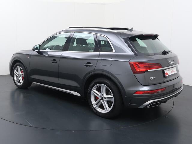 Audi Q5 50 TFSI e S edition | 299 PK | SoH 100% | Matrix LED koplampen | Panoramadak | Luchtvering | Climate control | S line |