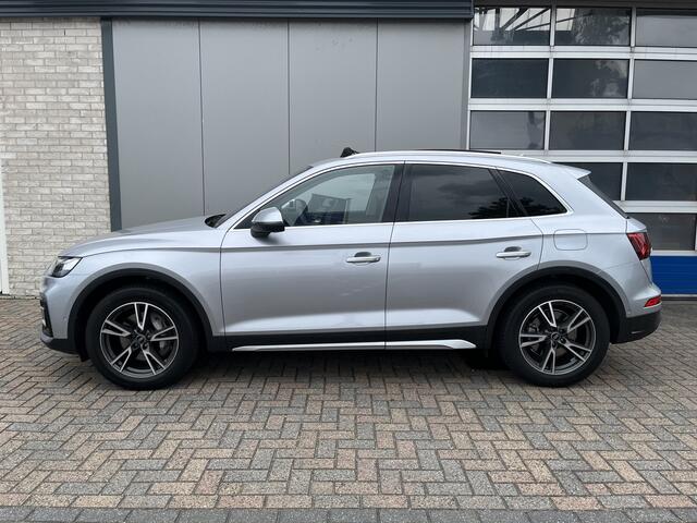 Audi Q5 50 TFSI e Advanced Quattro Hybrid / AUTOMAAT/ 300 PK/ PANO/ TREKHAAK/ LEER/ LUCHTVERING/ PARK.SENSOR + 360 CAMERA/ STOELVERWARM./ MEMORYSEAT/ DODEHOEK/ CRUISE/ KEYLESS/ SMARTPHONE INTERFACE/ ELEK.ACHTERKLEP/ HEAD-UP/ 19'' LMV