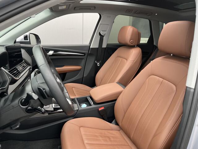 Audi Q5 50 TFSI e Advanced Quattro Hybrid / AUTOMAAT/ 300 PK/ PANO/ TREKHAAK/ LEER/ LUCHTVERING/ PARK.SENSOR + 360 CAMERA/ STOELVERWARM./ MEMORYSEAT/ DODEHOEK/ CRUISE/ KEYLESS/ SMARTPHONE INTERFACE/ ELEK.ACHTERKLEP/ HEAD-UP/ 19'' LMV