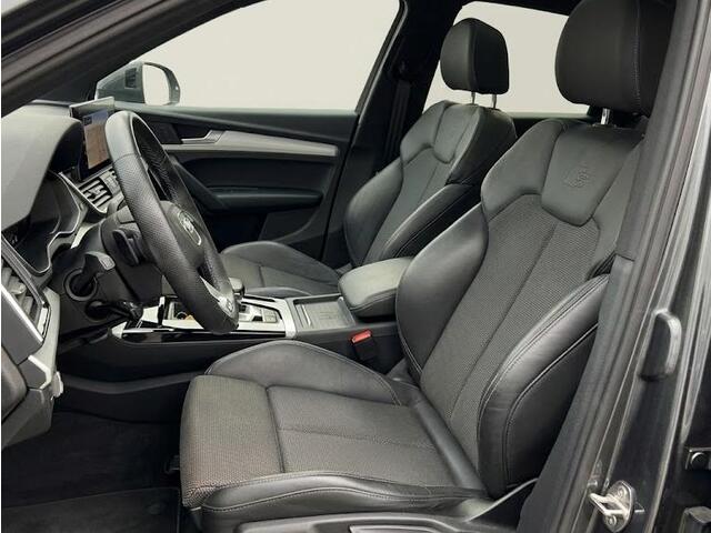 Audi Q5 50 TFSI e S edition 299pk | Panoramadak | Navigatie | Parkeercamera | Stoelverwarming | S-line interieur