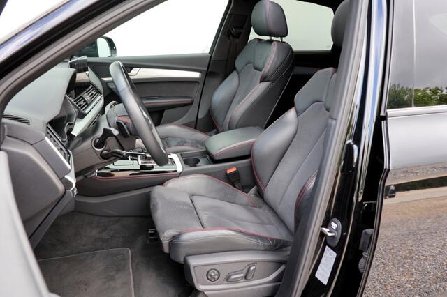 Audi Q5 50 TFSIe Quattro S-Line - 299 pk **Luchtvering / Pano / HuD