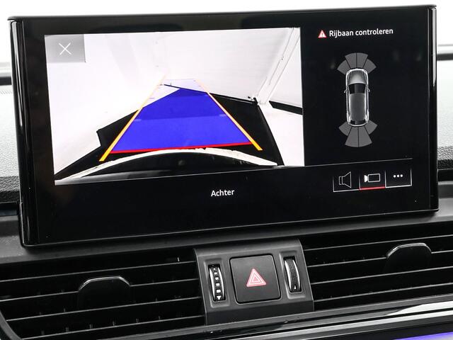 Audi Q5 50 TFSIe 299pk S-tronic S edition · Camera · Wegklapbare Trekhaak · Apple/Android Car Play · Navigatie · 20'' Inch ·