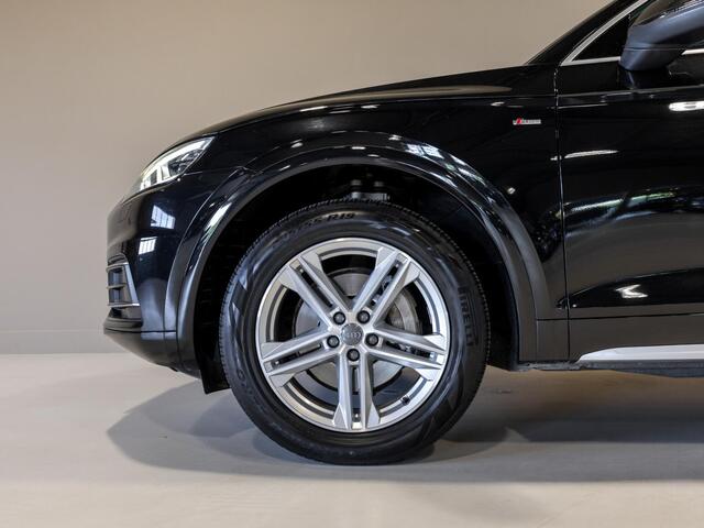 Audi Q5 2.0 TFSI quattro Sport S Line Edition / 252pk / Panorama dak / Trekhaak /