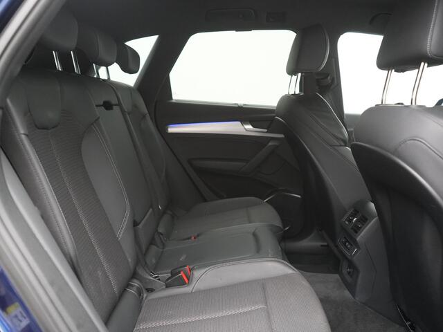 Audi Q5 55 TFSI e 2x S Line PHEV 367pk Dealer O.H. | 360 Camera | Sportstoelen Verwarmd | Sfeerverlichting | 20"L.M | Virtual Cockpit | Cruise Control | Navigatie | DAB | Plug In Hybrid |