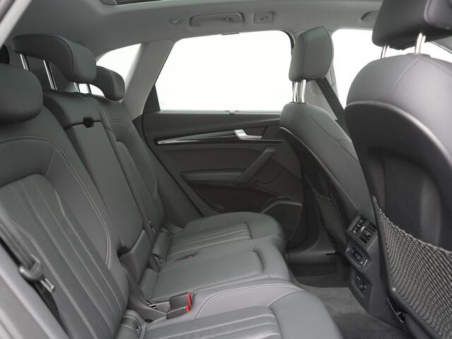 Audi Q5 50 TFSI e Advanced edition PHEV 300pk Dealer O.H. | Panodak | Head Up | Adaptive Cruise | 360 Camera | Bang & Olufsen | Matrix LED | Lederen Comfortstoelen Memory & Verwarmd | Keyless | Apple Carplay | Navigatie | DAB | Plug In Hybrid |