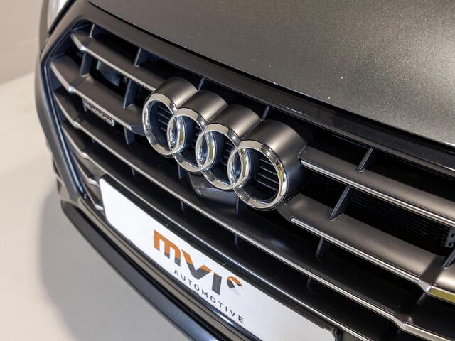 Audi Q5 55 TFSI e quattro Competition 367pk / Panorama dak / Adaptieve cruise control / Stoelverwarming / Dodehoekdetectie / Achtertuitrijcamera / Apple carplay /