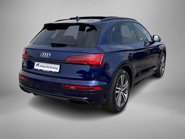 Audi Q5 50 TFSIe 220kW/299PK S Line · Panoramadak · Camera · Luchtvering · Apple/Android Car Play · Drive select · Garantie t/m 28-05-2028 of 80000km.