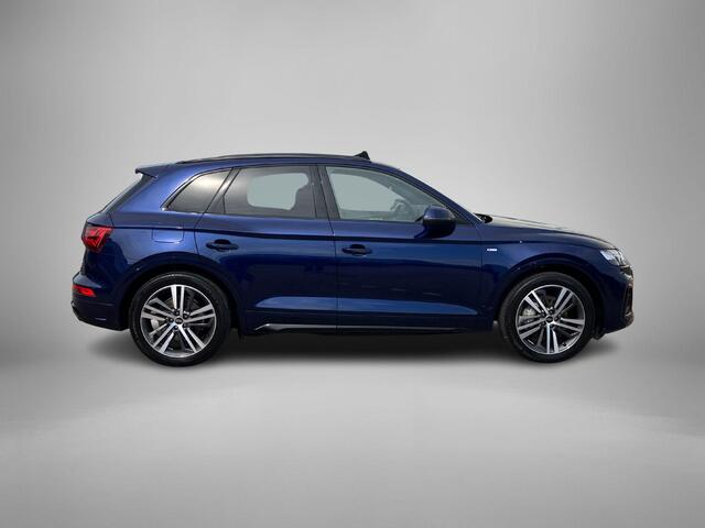 Audi Q5 50 TFSIe 220kW/299PK S Line · Panoramadak · Camera · Luchtvering · Apple/Android Car Play · Drive select · Garantie t/m 28-05-2028 of 80000km.