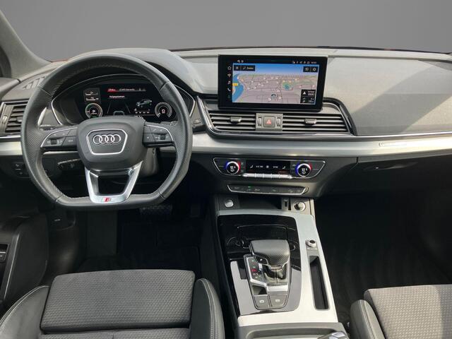 Audi Q5 50 TFSIe 220kW/299PK S Line · Panoramadak · Camera · Luchtvering · Apple/Android Car Play · Drive select · Garantie t/m 28-05-2028 of 80000km.