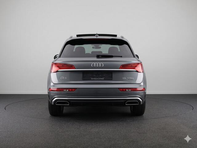 Audi Q5 55 TFSI e S edition 367PK PHEV | SOH 97% | Panorama dak | Luchtvering | Head up Display | Memory | Blindspot | Trekhaak