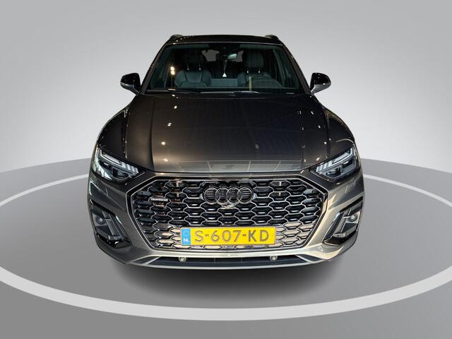 Audi Q5 Sportback 50 TFSI e 299pk S edition Competition · 360 gr Camera · Apple/Android Car Play · Adaptive Cruise Control · 21'' Velgen · Alarmklasse 3+5 · Garantie t/m 10-03-2027 of 100.000km