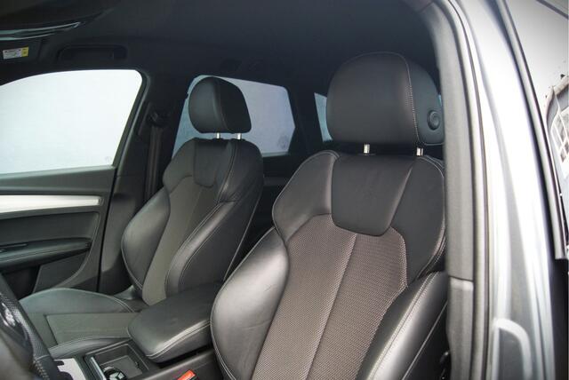 Audi Q5 55 TFSIe 367PK Quattro 2xS-Line Virtual/memory/matrix/carplay/keyless