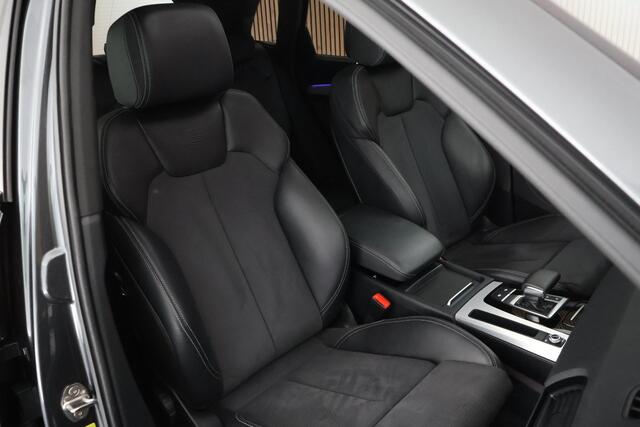 Audi Q5 50 TFSI e 299pk S edition Trekhaak Camera Keyless Stoelverwarming Panoramadak Navigatie 2x S-Line