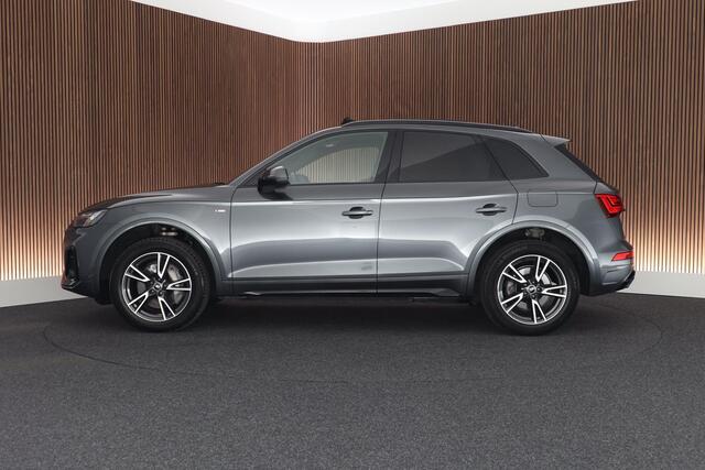 Audi Q5 50 TFSI e 299pk S edition Trekhaak Camera Keyless Stoelverwarming Panoramadak Navigatie 2x S-Line