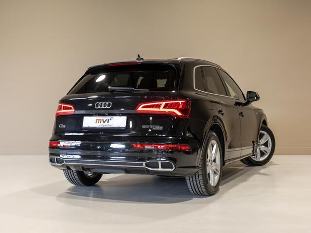 Audi Q5 55 TFSI e S-Line edition / 367pk / Panorama dak / Trekhaak / Leder / Achteruitrij camera /