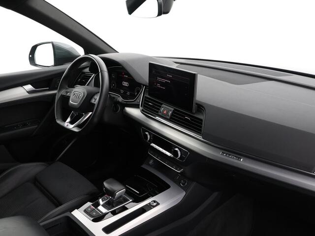 Audi Q5 Sportback 50 TFSIe 299pk S-Tronic S edition Competition · Panoramadak · Camera · Keyless · Elek. Stoelen + Geheugen Bestuurder · Elek. Achterklep · Apple/Android Car Play ·