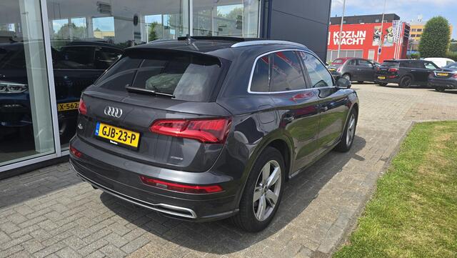 Audi Q5 50 TFSI e quattro S edition |DOH|Pano|Trekhaak|Luchtvering